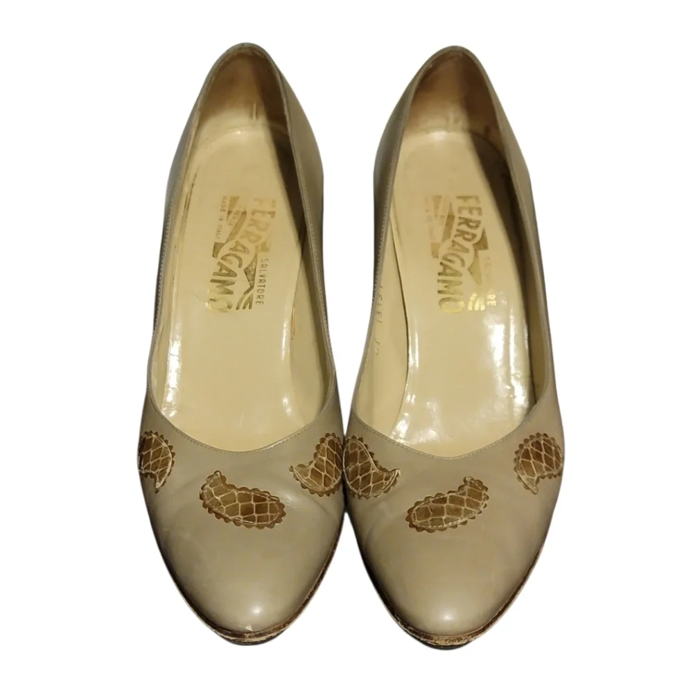 Salvatore Ferragamo vintage salvatore